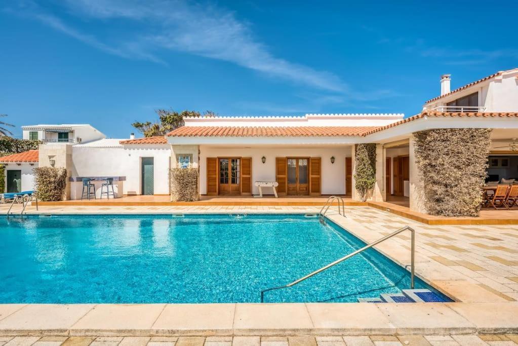 La Calma Espectacular Villa Con Jardin Y Piscina En Menorca 살가르 외부 사진