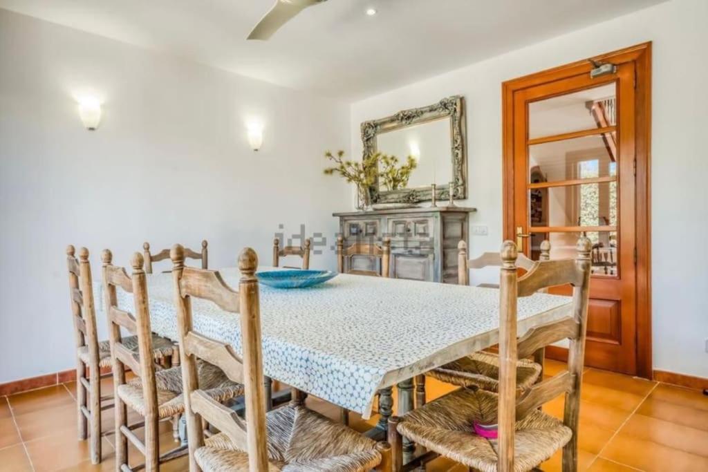 La Calma Espectacular Villa Con Jardin Y Piscina En Menorca 살가르 외부 사진