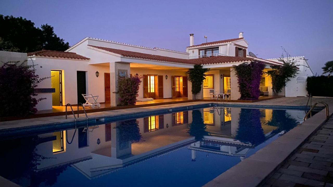 La Calma Espectacular Villa Con Jardin Y Piscina En Menorca 살가르 외부 사진